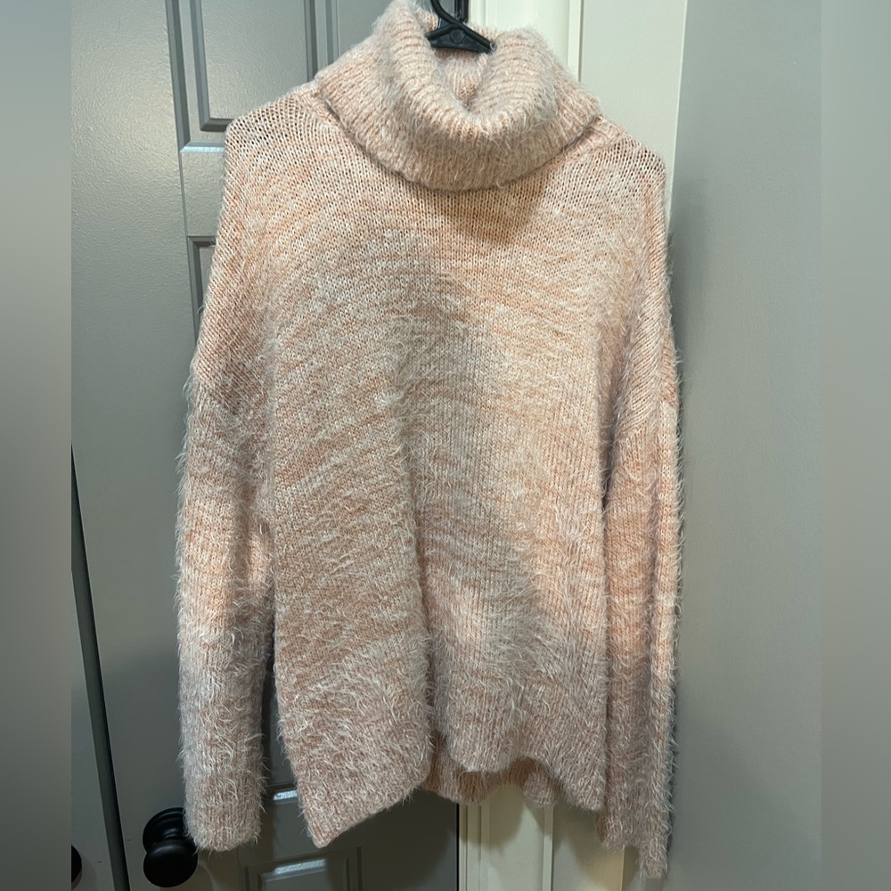 Show Me Your MuMu light pink sweater size M